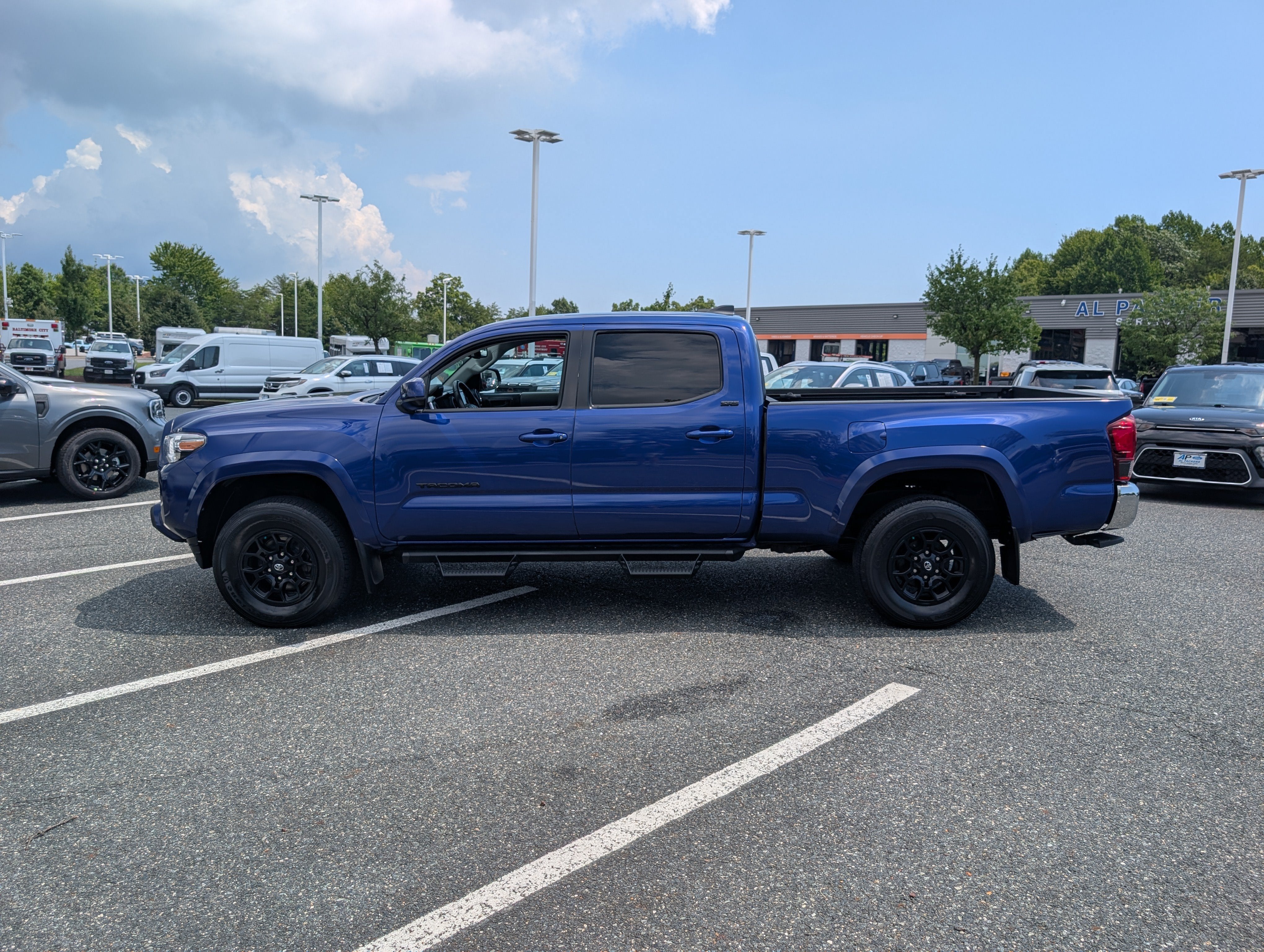2022 Toyota Tacoma 4WD SR5