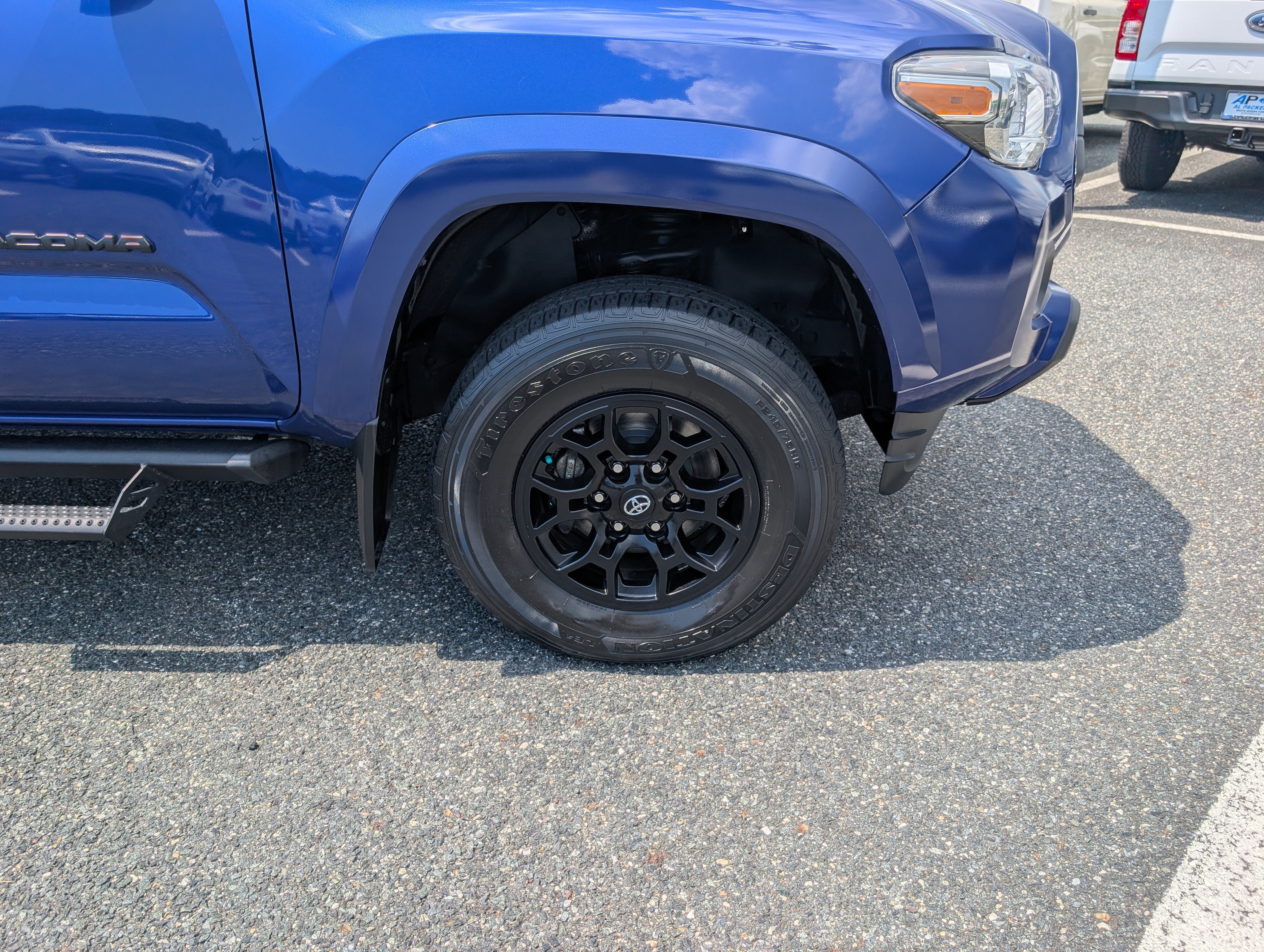 2022 Toyota Tacoma 4WD SR5