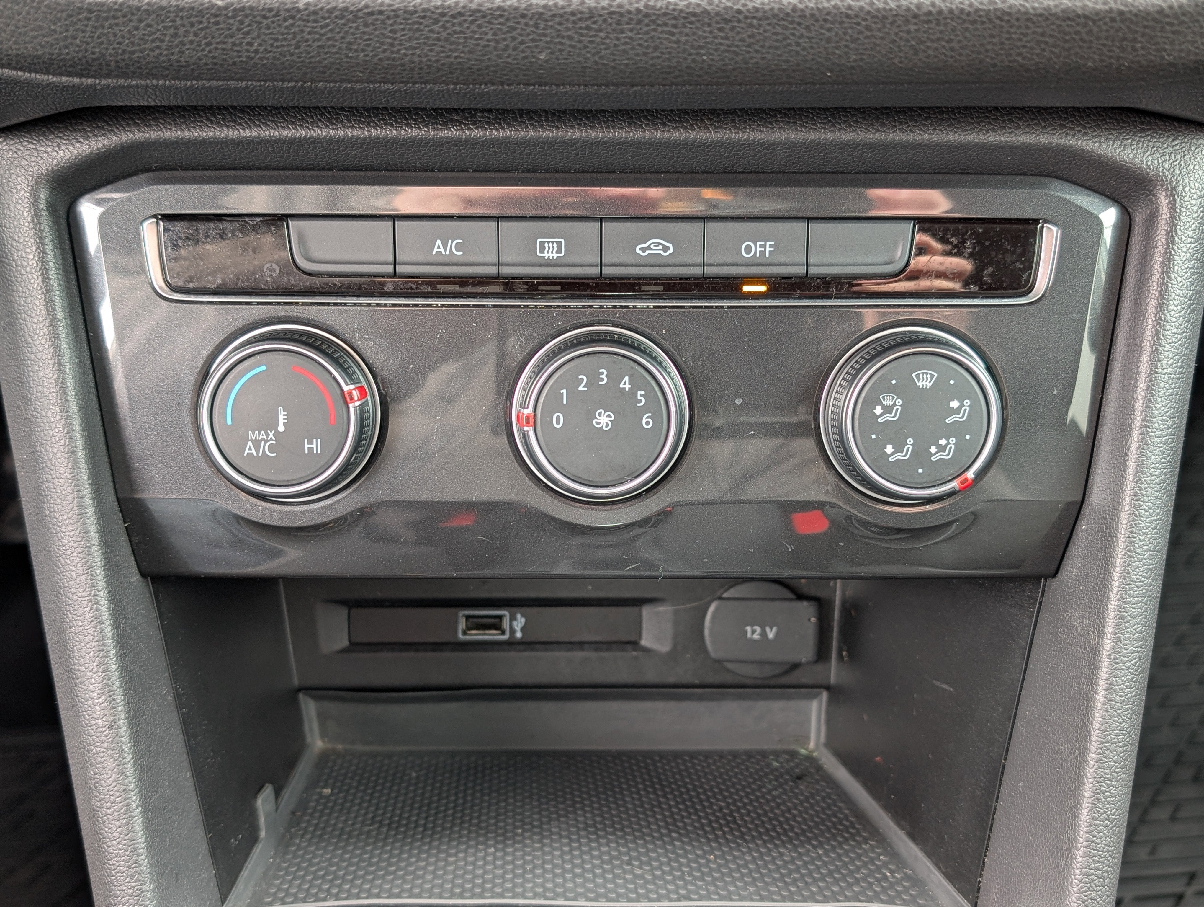 2019 Volkswagen Tiguan S