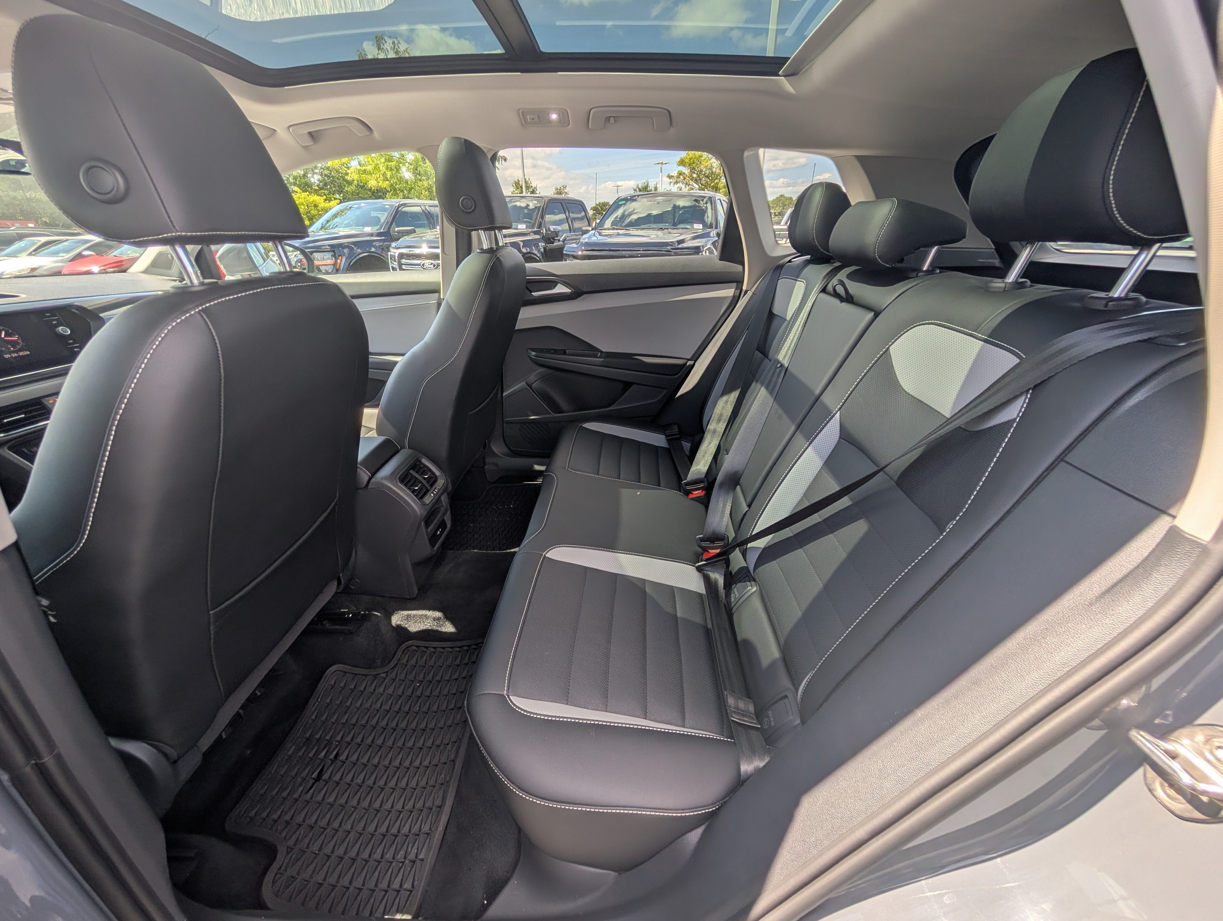 2022 Volkswagen Taos SEL