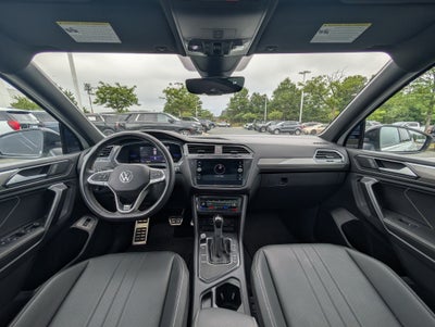 2023 Volkswagen Tiguan SE R-Line Black