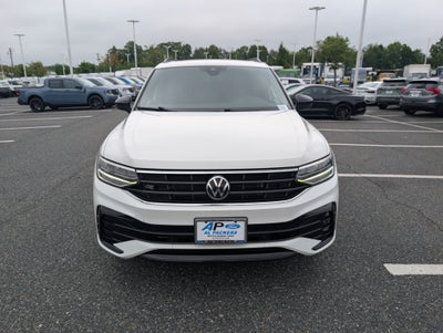 2023 Volkswagen Tiguan SE R-Line Black