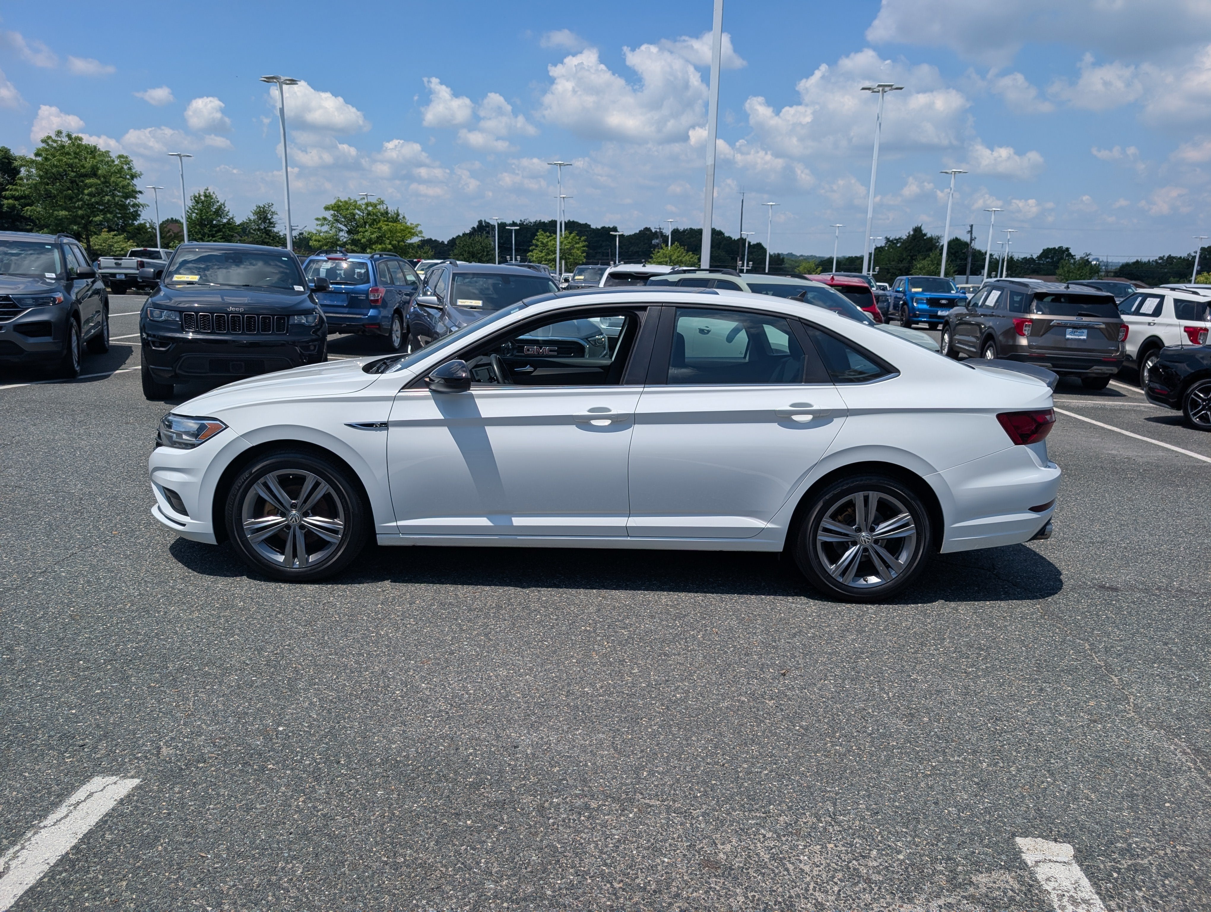 2020 Volkswagen Jetta R-Line