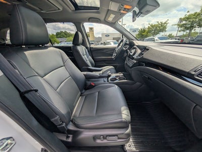 2021 Honda Pilot Touring 8-Passenger