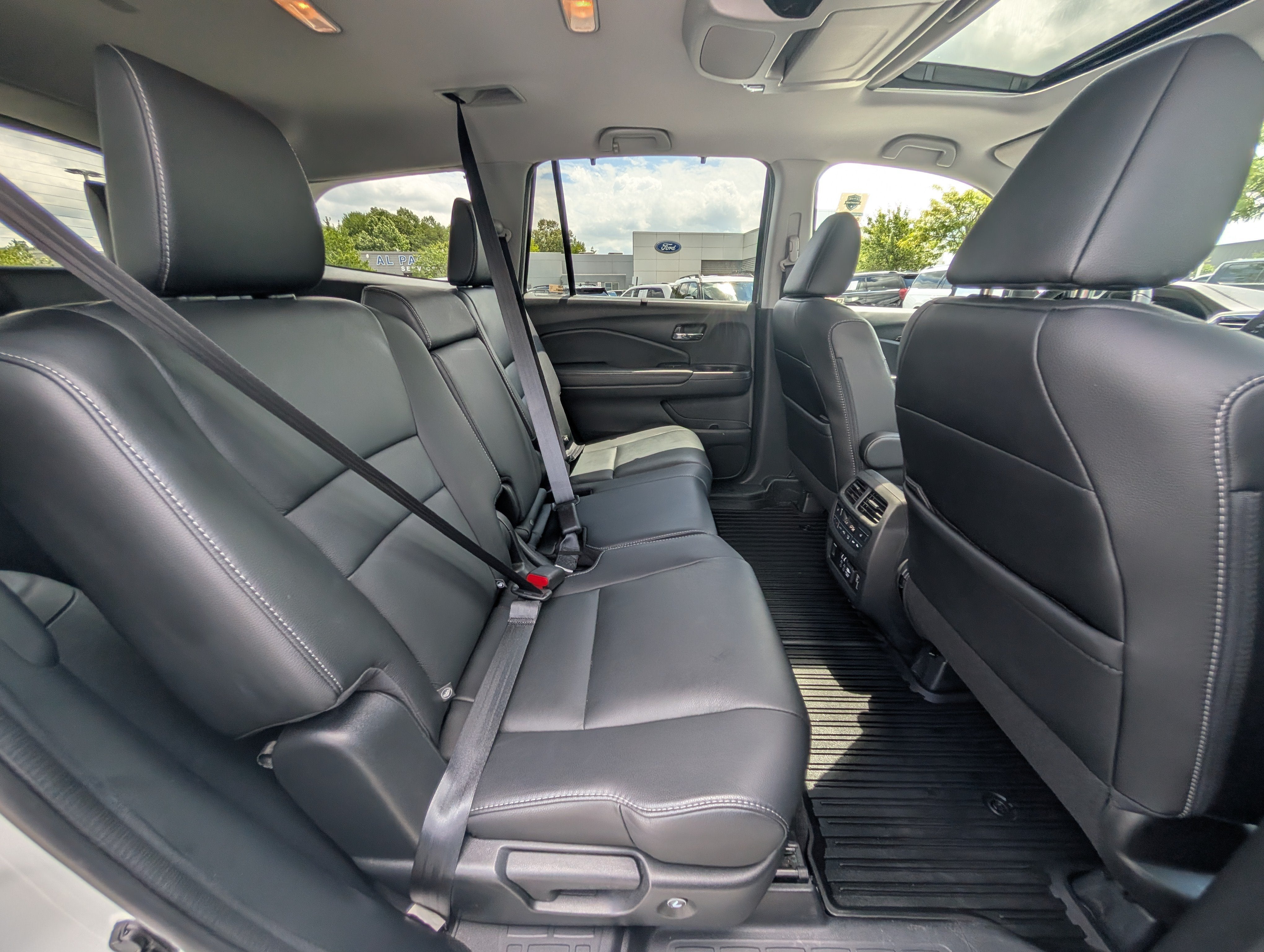2021 Honda Pilot Touring 8-Passenger