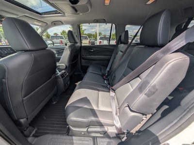 2021 Honda Pilot Touring 8-Passenger