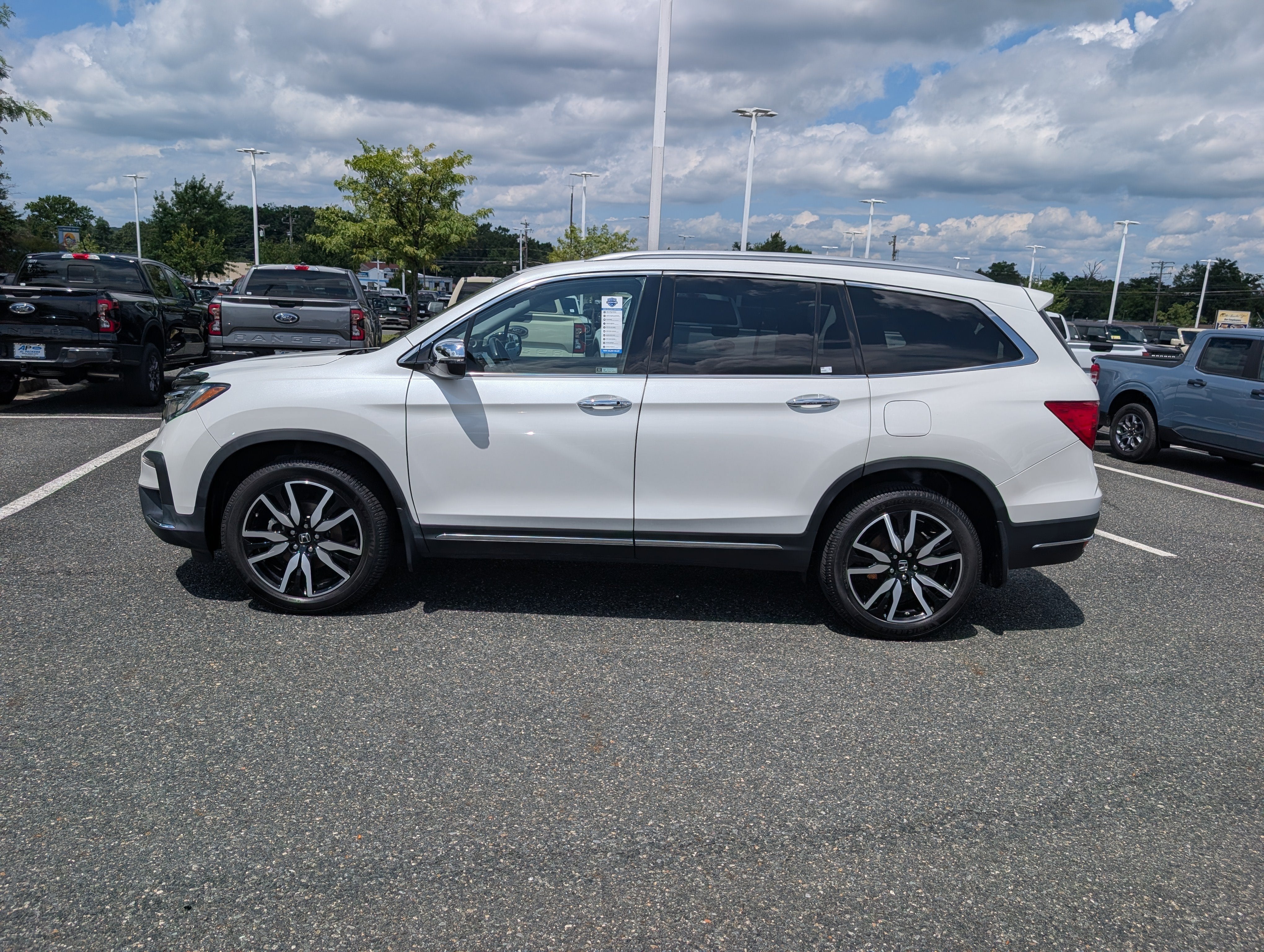 2021 Honda Pilot Touring 8-Passenger