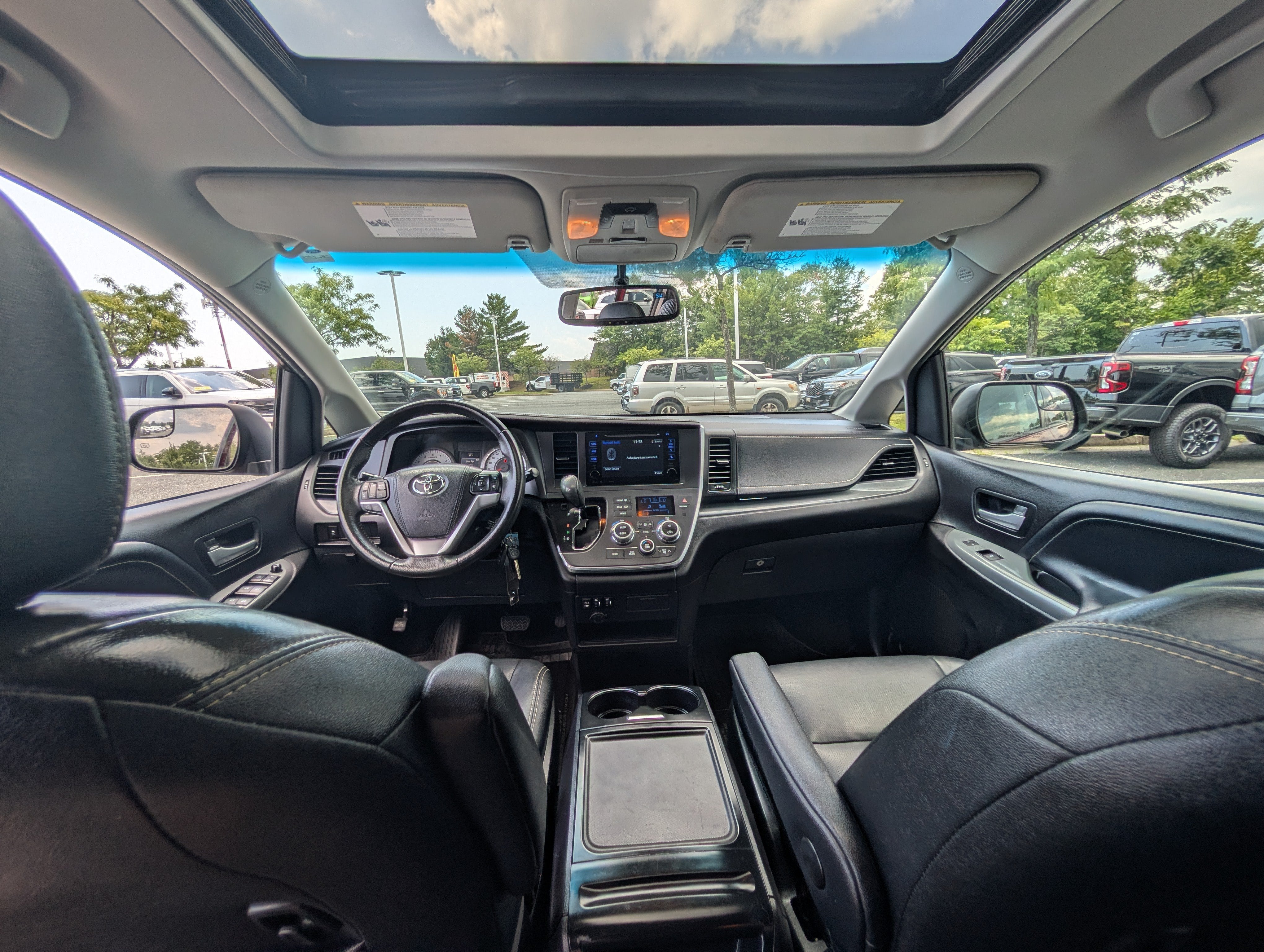 2017 Toyota Sienna SE Premium
