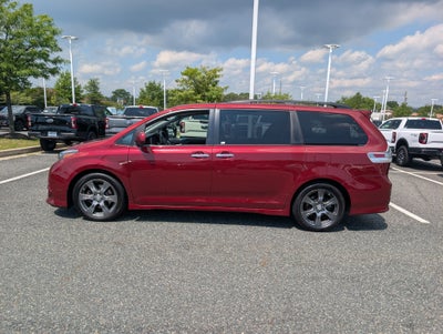2017 Toyota Sienna SE Premium
