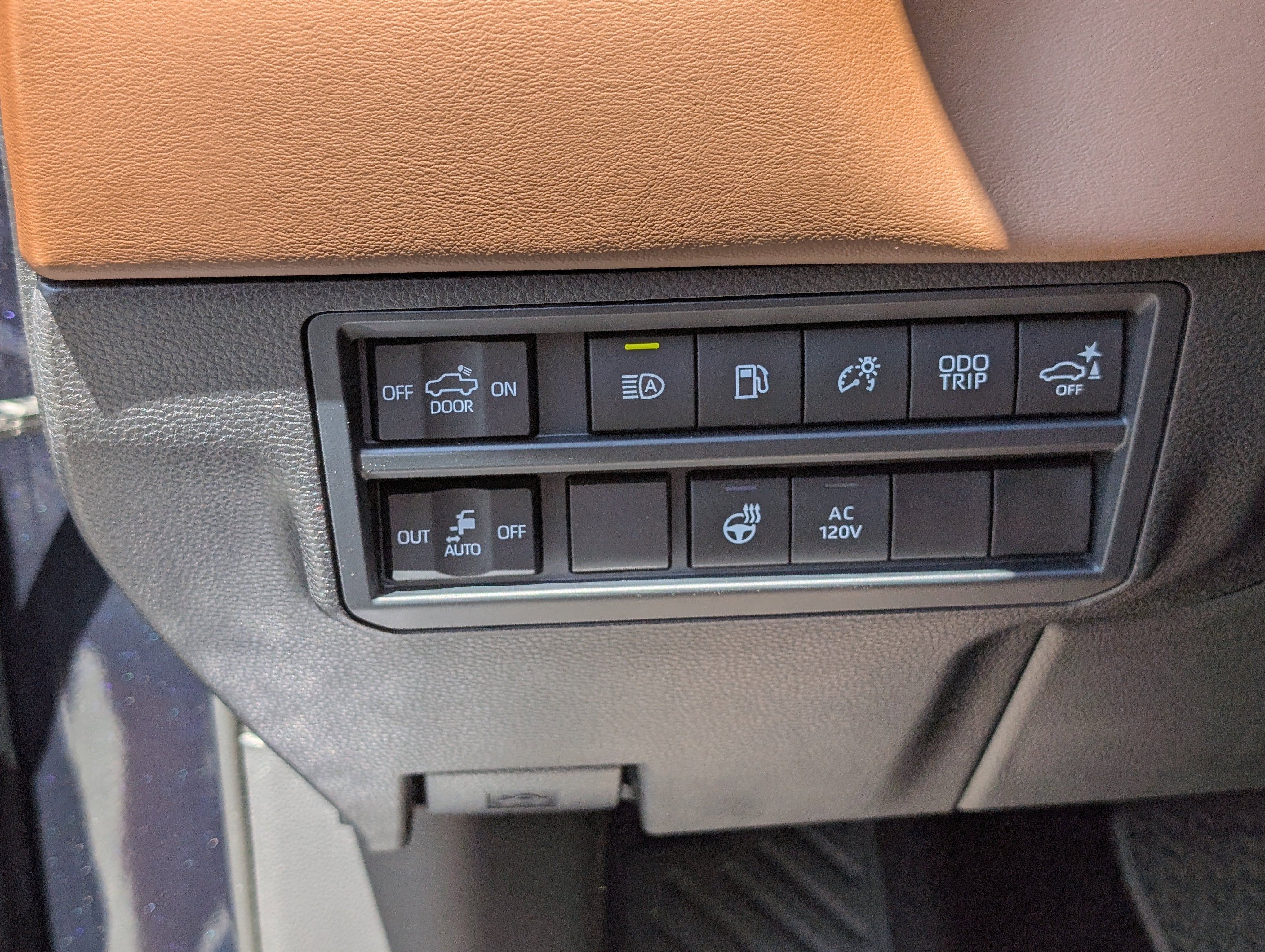 2025 Toyota Tundra 4WD 1794 Edition Hybrid