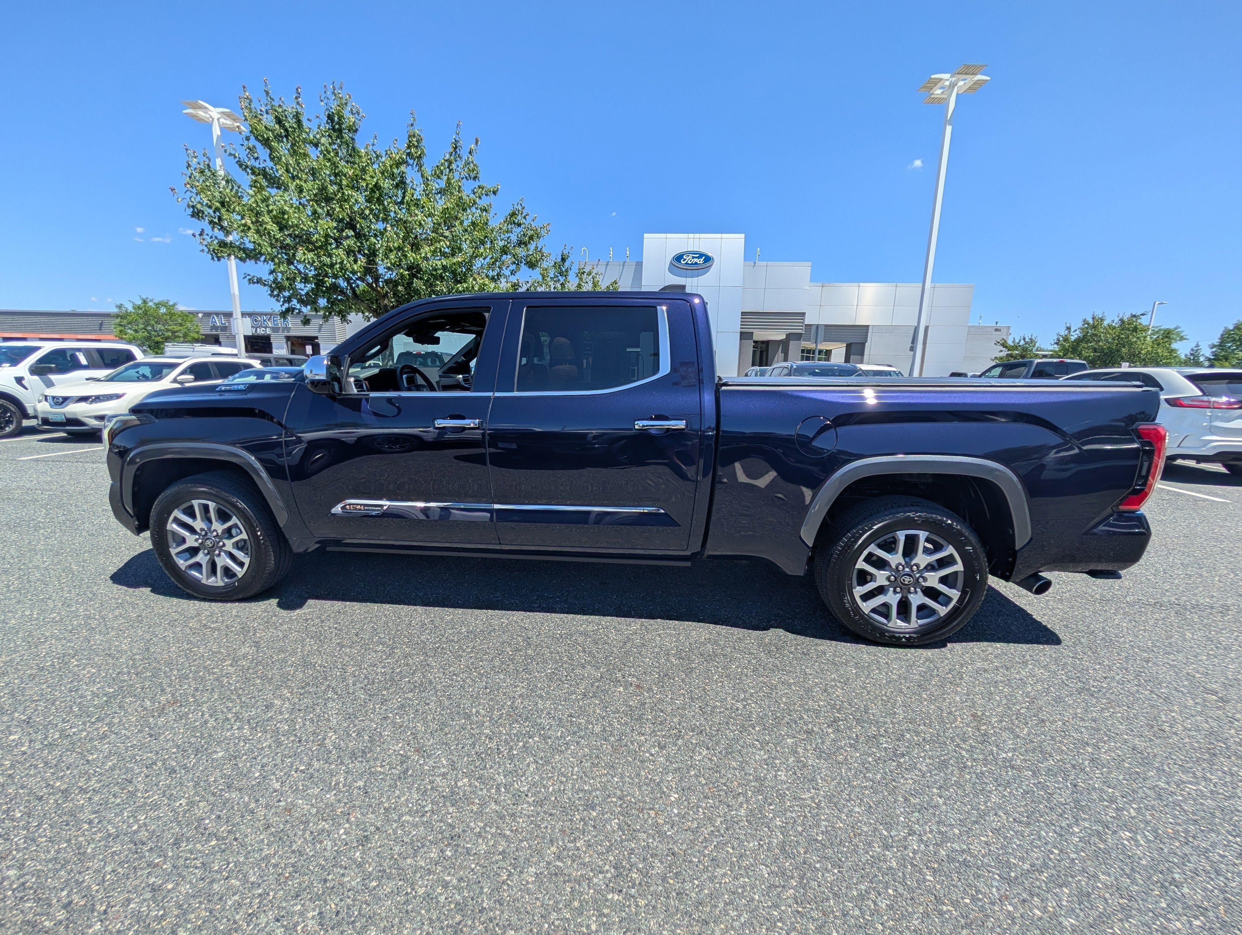 2025 Toyota Tundra 4WD 1794 Edition Hybrid