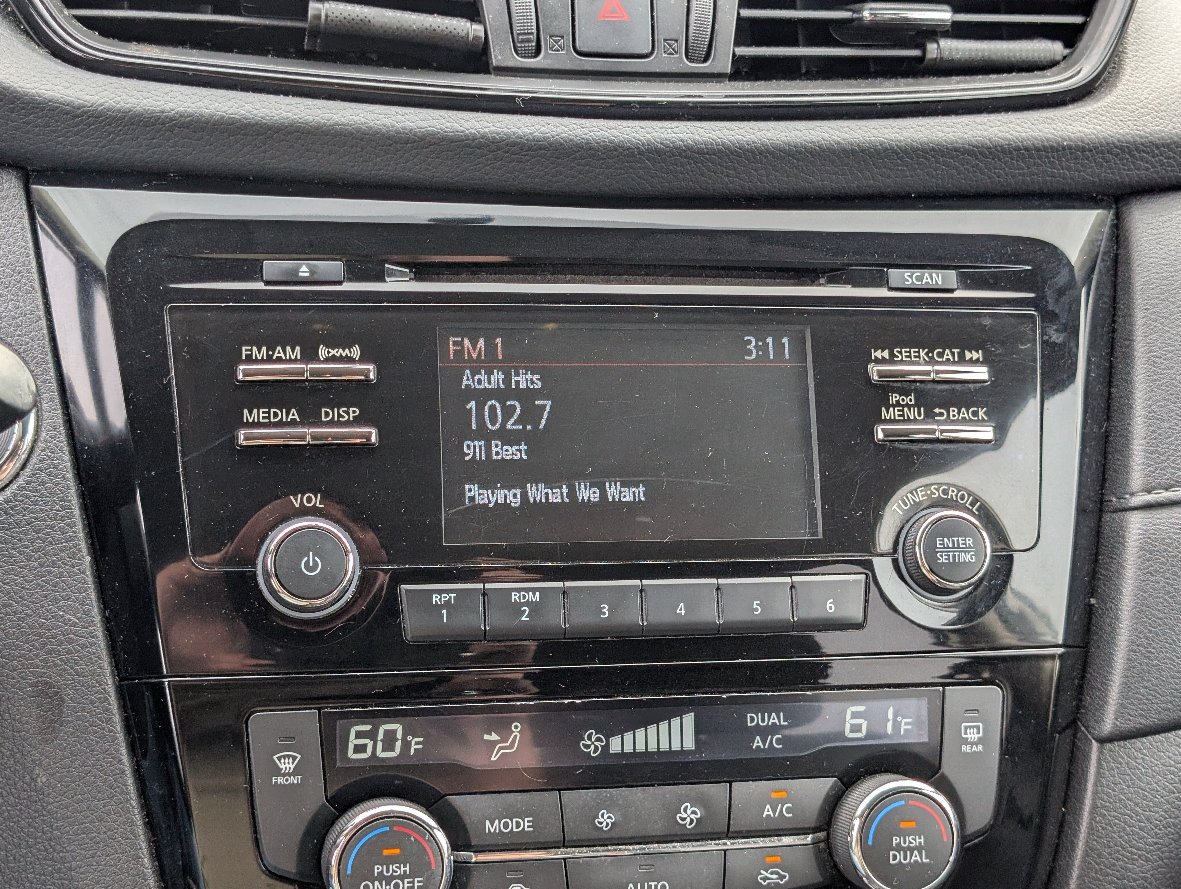 2017 Nissan Rogue SV