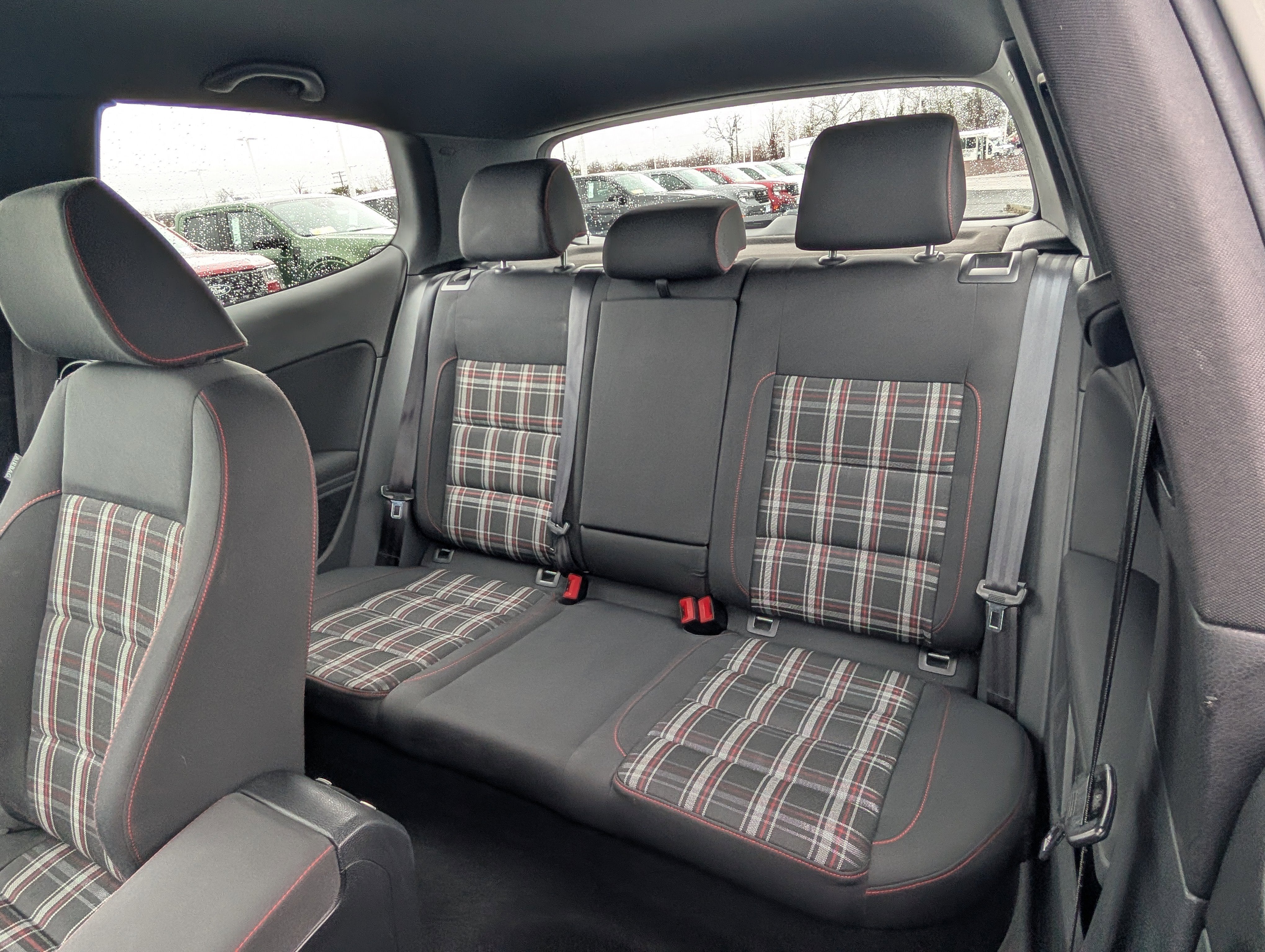 2013 Volkswagen Golf GTI 2-Door