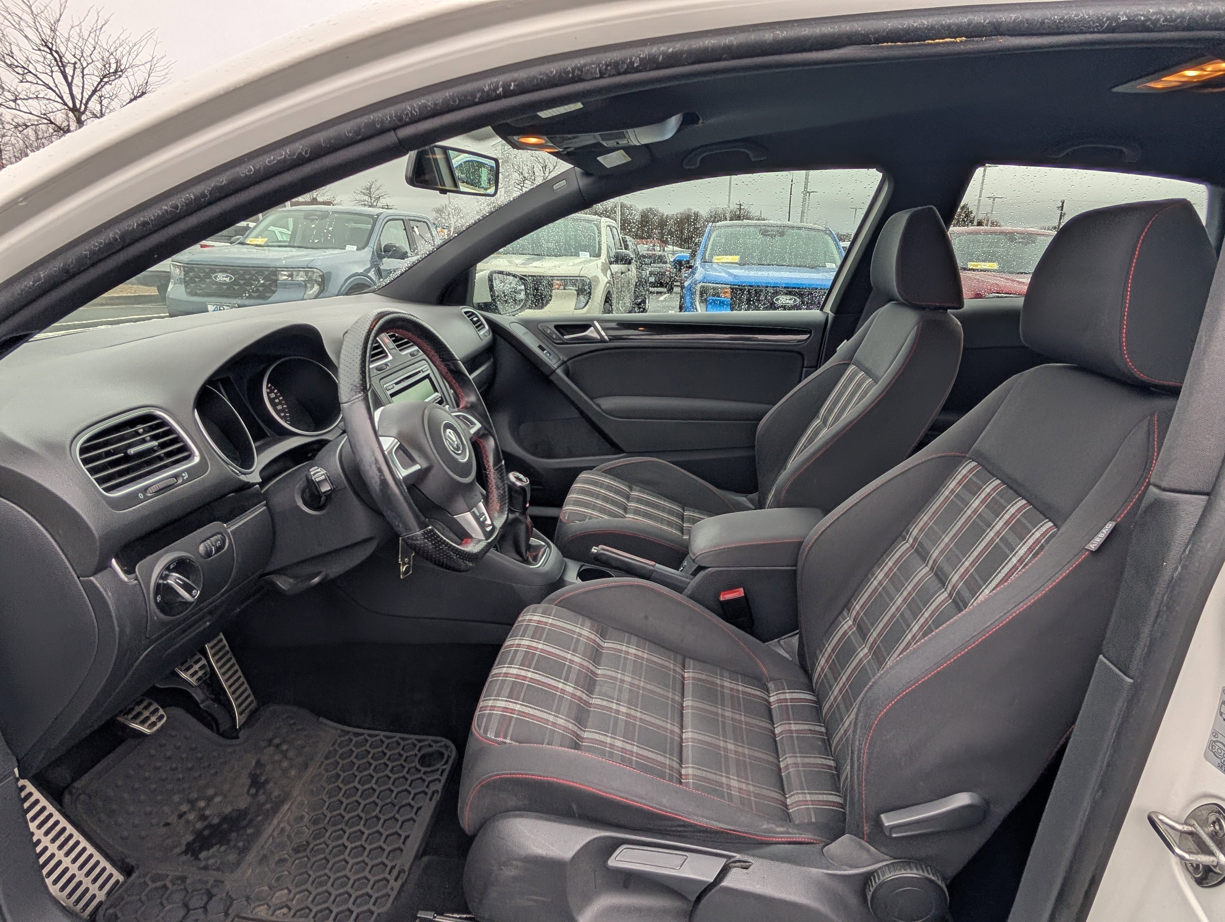 2013 Volkswagen Golf GTI 2-Door