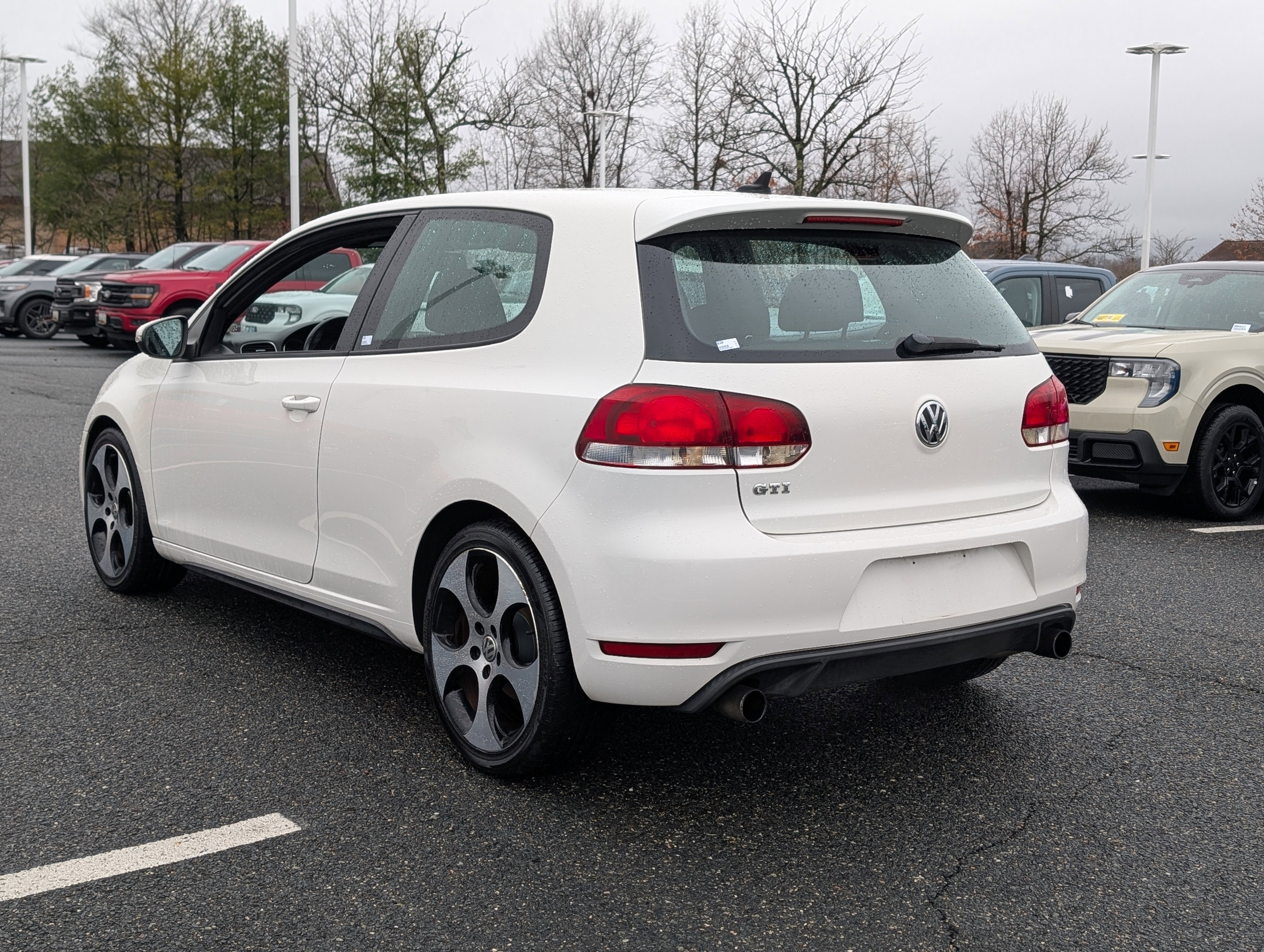 2013 Volkswagen Golf GTI 2-Door
