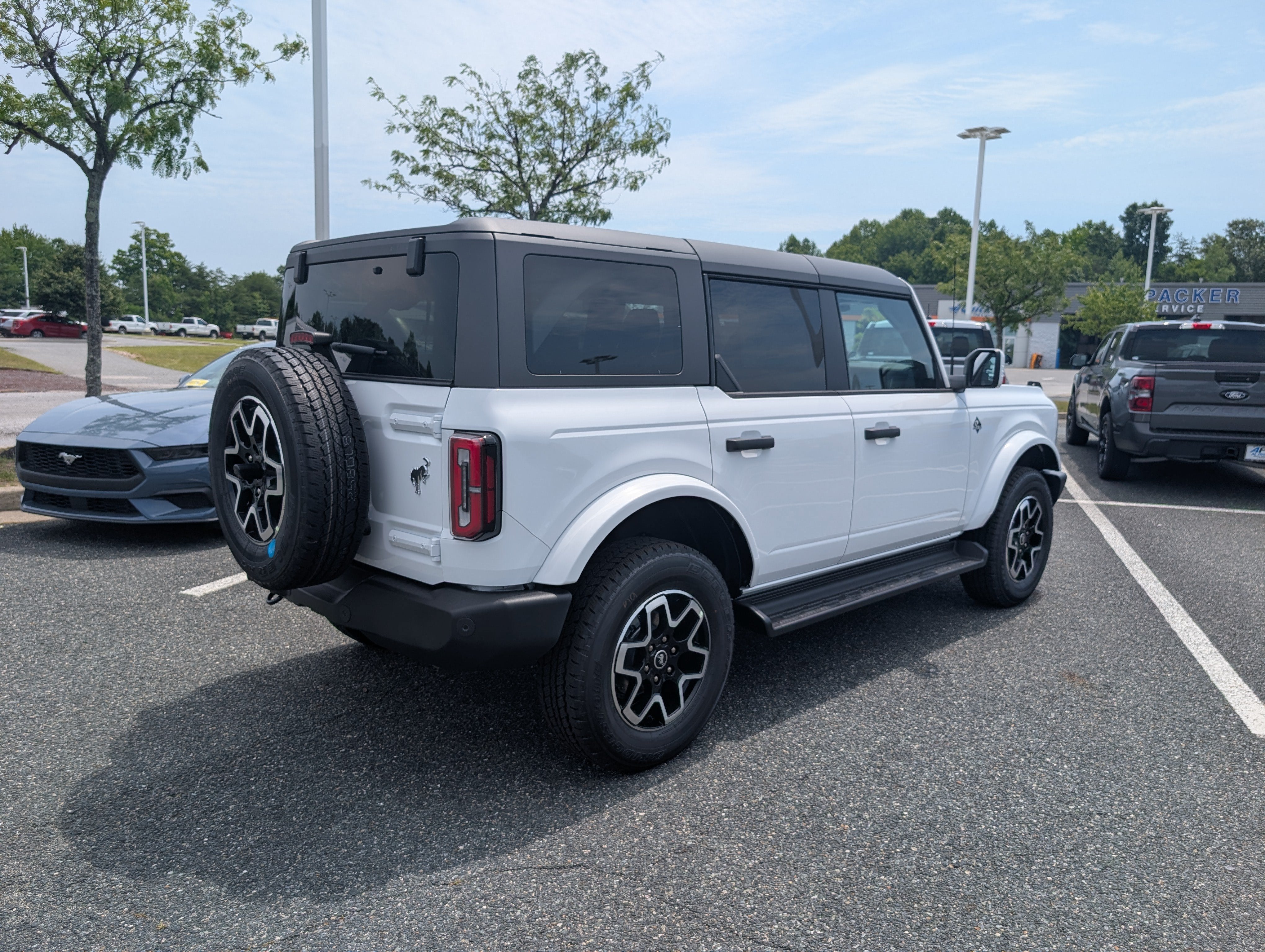 2026 Ford Bronco Outer Banks®