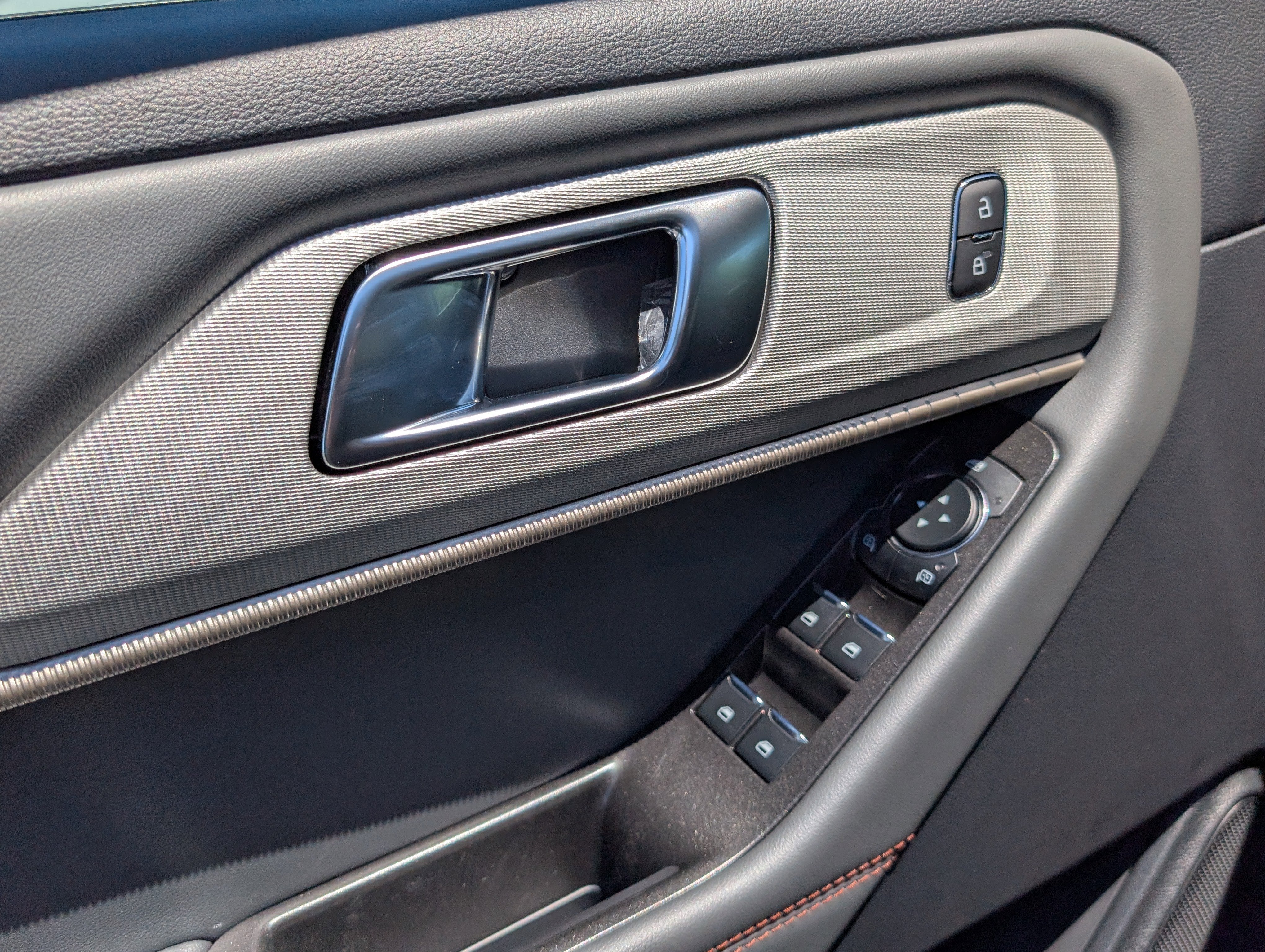 2026 Ford Explorer Active with 200A Pkg