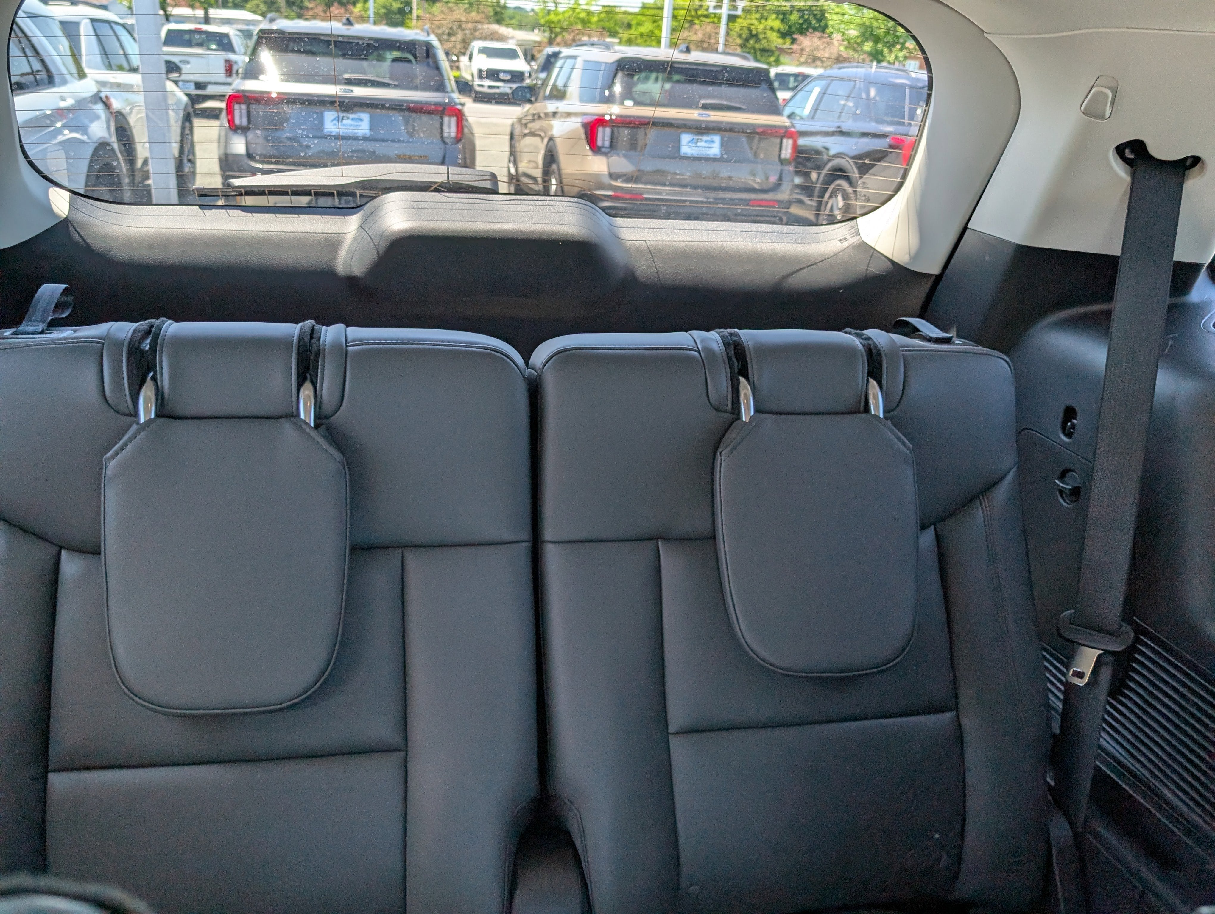 2026 Ford Explorer Active with 200A Pkg