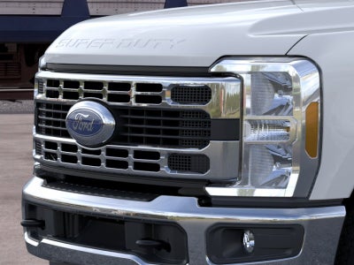 2026 Ford Super Duty F-350® XLT