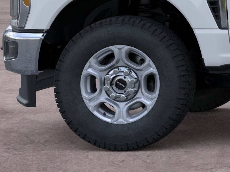 2026 Ford Super Duty F-350® XLT