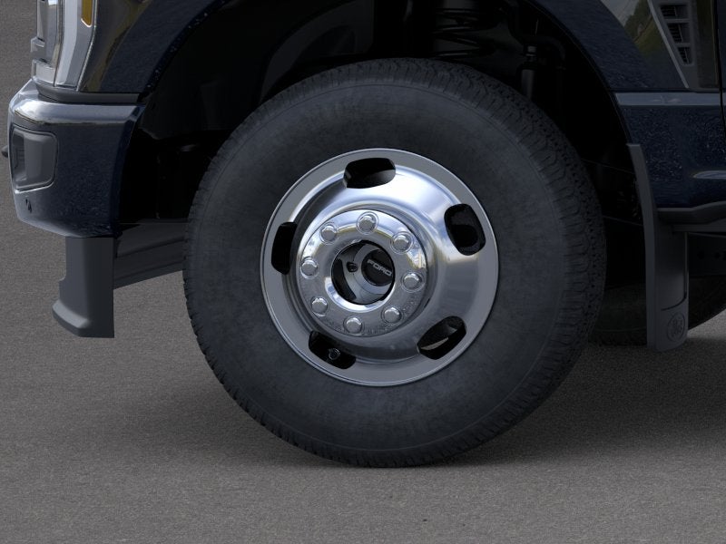 2026 Ford Super Duty F-350 DRW Platinum